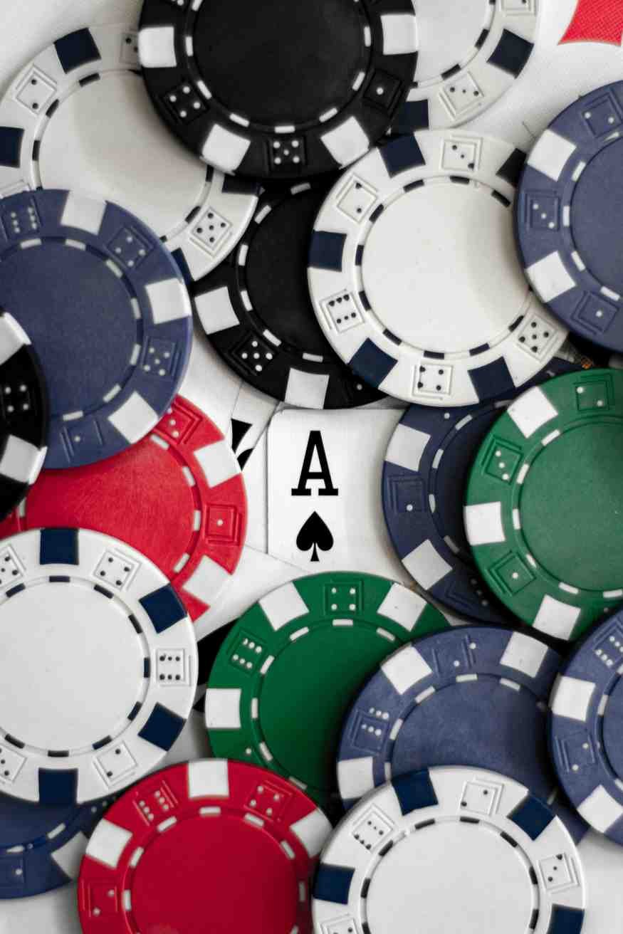 Pourquoi les machines à sous dominent les casinos en ligne